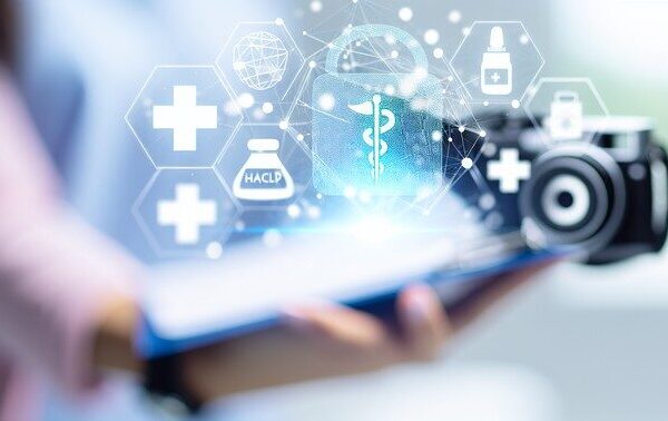 alt_text: A modern guide cover on AI in MAPD insurance, featuring healthcare symbols, technology, and calming colors.